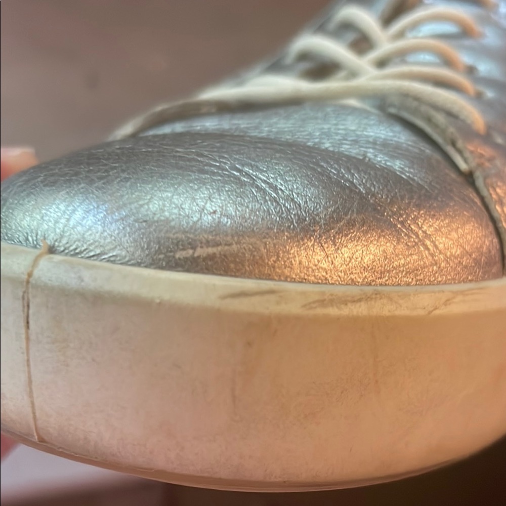 Ecco Silver White Sneakers Minimalist Design - Picture 11 of 16